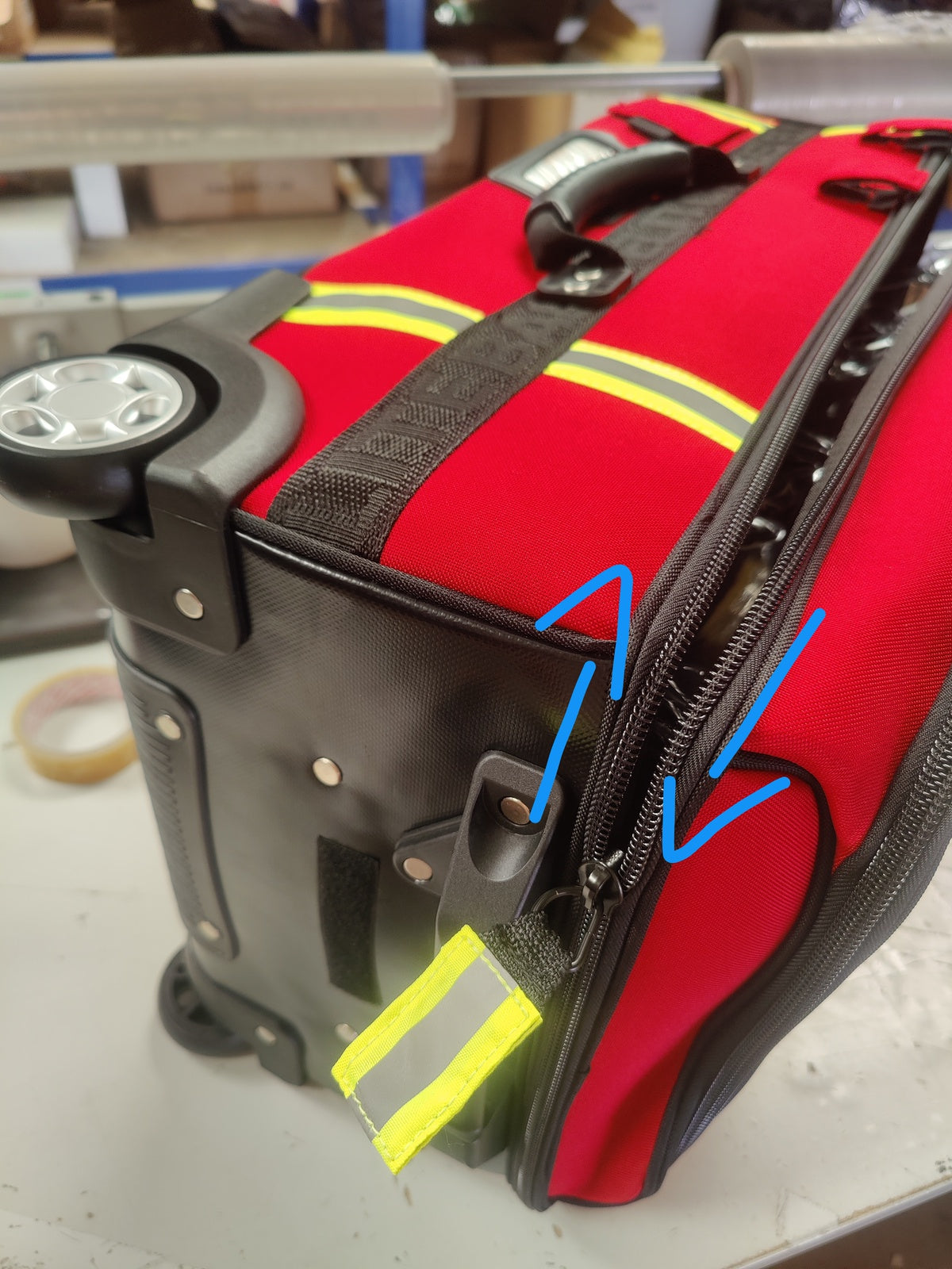 Emerair's Trolley Emergency Respiratory Bag - Red Polyamide - CLEARANCE - Elite Bags