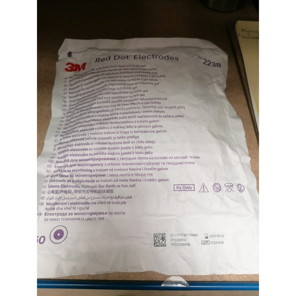 3M Reddot Soft Cloth Monitoring Electrode - CLEARANCE - 3M